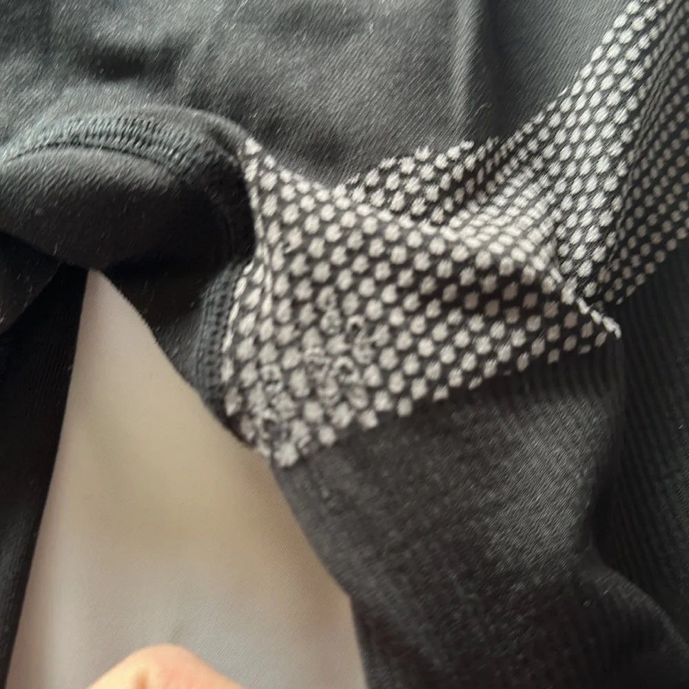 Victoria Secret PINK Seamless Leggings - Picture 5 of 6